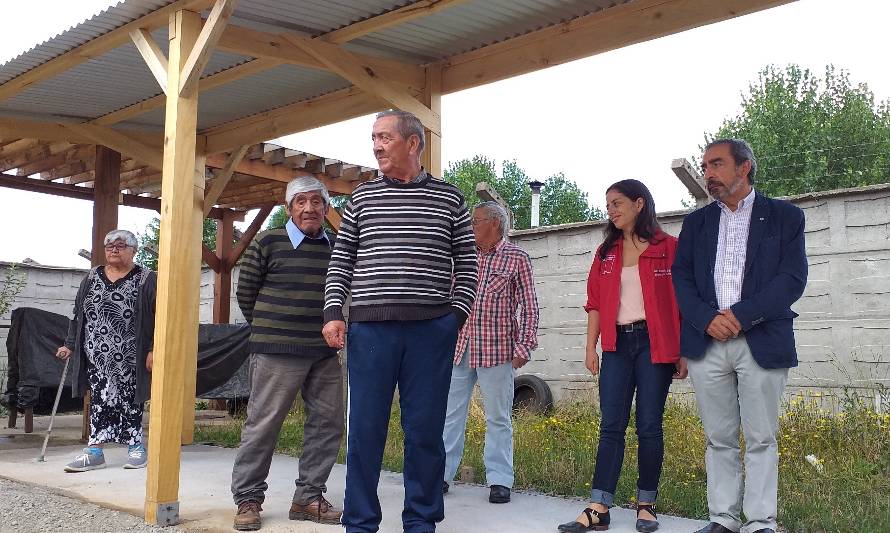 FOSIS apoyó a adultos mayores residentes en viviendas tuteladas de Lanco y Mariquina