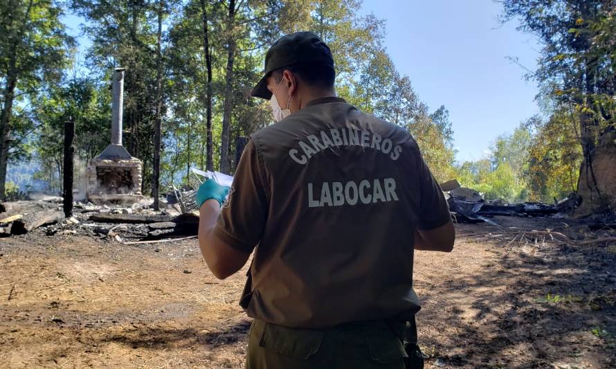 Incendio consumió por completo una casa en Neltume Bajo