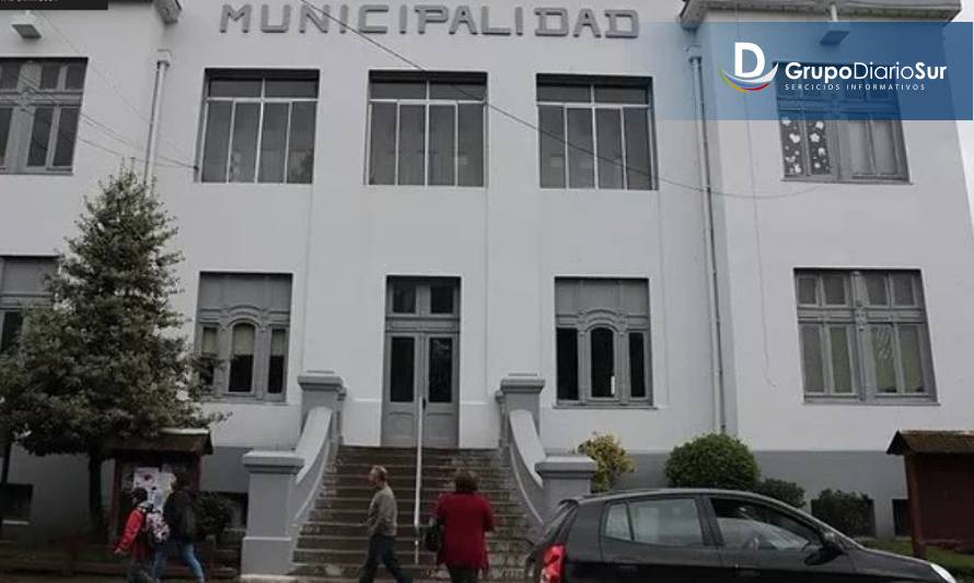 Confirman cierre de municipio unionino por funcionario que mantuvo contacto con caso Covid-19