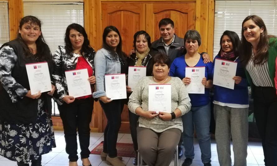 INDAP y Prodemu entregan 32 millones a programa “Mujeres Rurales”