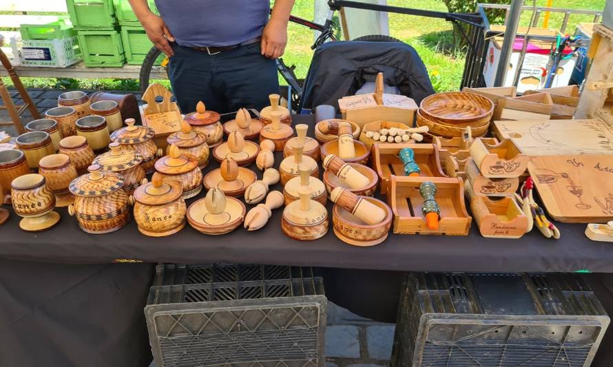 Municipalidad de Lanco invita a artesanos y emprendedores a sumarse a exposiciones de verano
