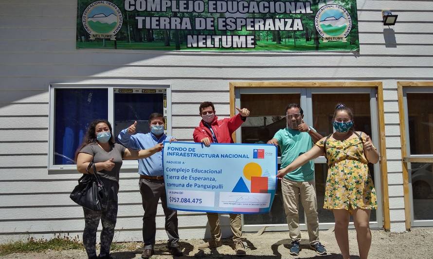 Dos establecimientos de Los Ríos reemplazarán containers por salas de clases