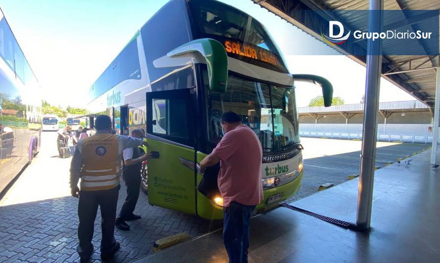 Anuncian controles a buses por el último fin de semana largo del año