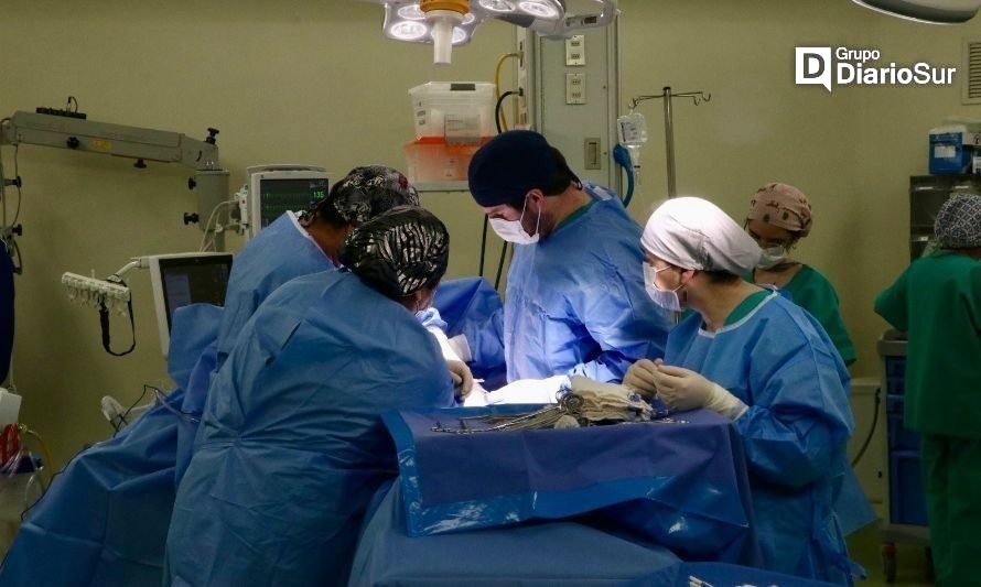 Hospital de Lanco conforma equipo quirúrgico para reducir lista de espera