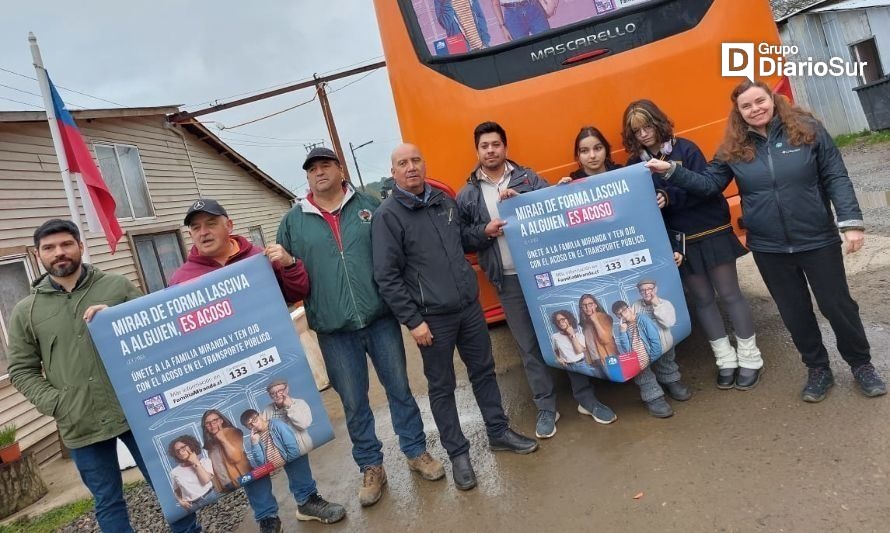 Lanza campaña #OjoConElAcoso en el transporte público