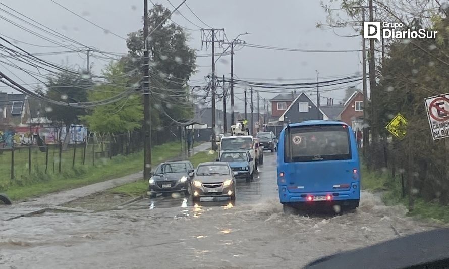 Temporal de viento y lluvia deja casas anegadas en Valdivia