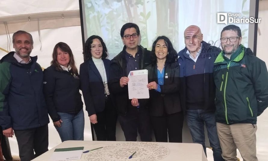 Agro de Los Ríos y TNC firman convenio para generar desarrollo social, ambiental y económico