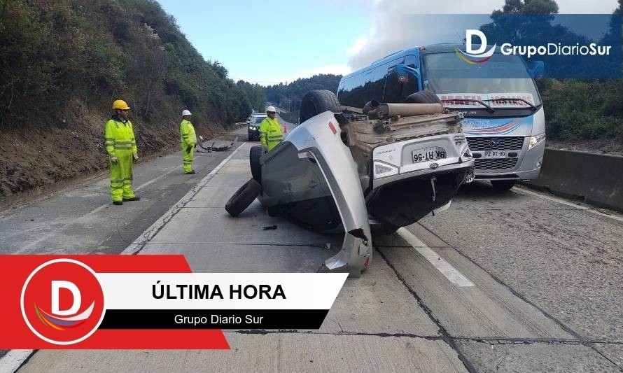 Carabineros reporta volcamiento de vehículo en Ruta 5 Sur